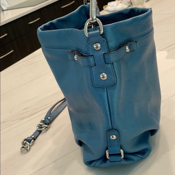 COACH purse, authentic - Picture 2 of 8